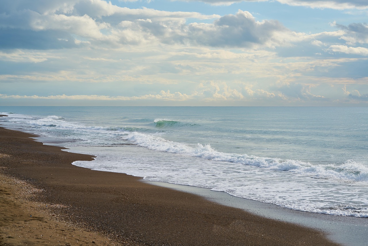 Rainy Coastal Days: How We Keep the Sea Feeling Close When It's Pouring